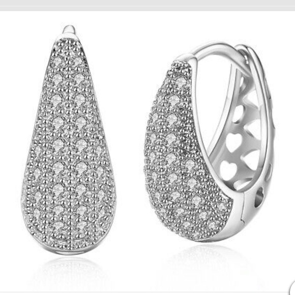 NwT Diamonique CZ Earrings AntiTarnish Real Silver - Picture 2 of 3